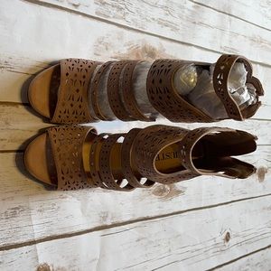 Open toed high heels